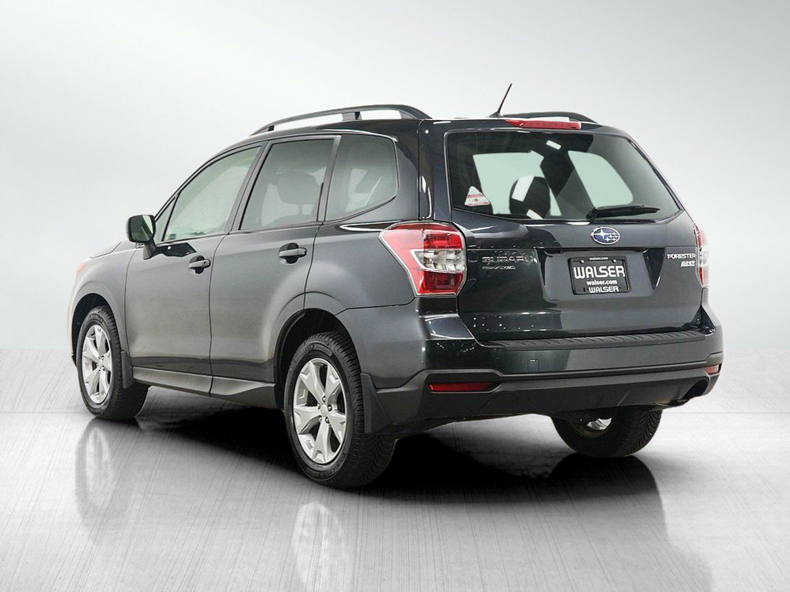 Used 2015 Subaru Forester 2.5i Premium w/ All-Weather Package AWD/4WD image 3