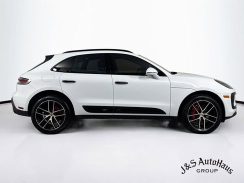 Used 2022 Porsche Macan S AWD/4WD image 8