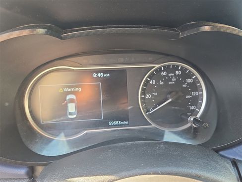 Used 2023 Nissan Versa SV w/ Electronics Package image 8