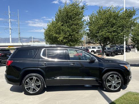 Used 2019 GMC Acadia Denali w/ Technology Package AWD/4WD image 6