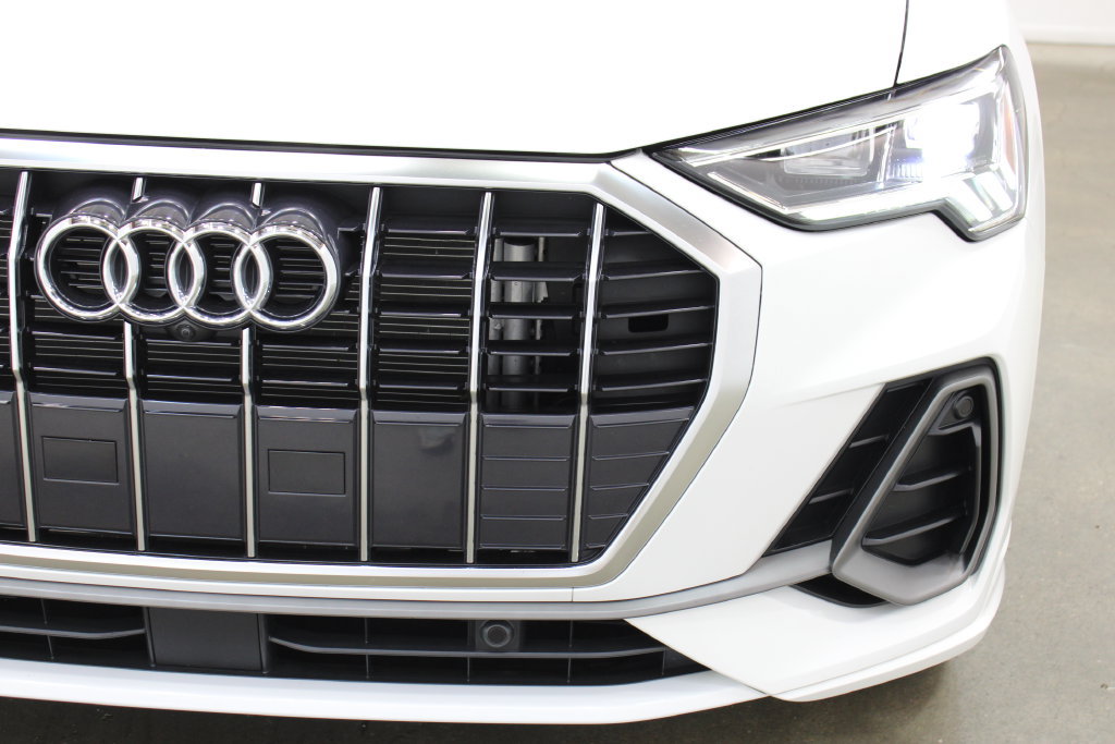Used 2025 Audi Q3 2.0T Premium Plus AWD/4WD image 8