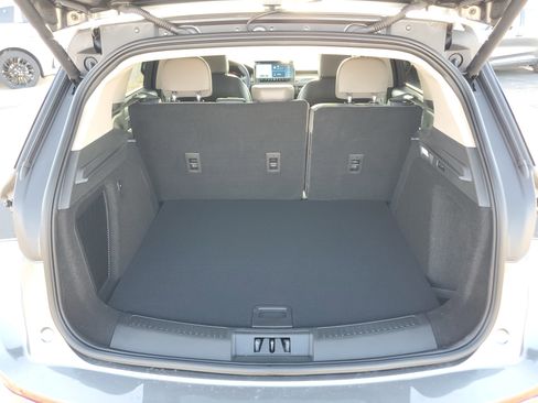 New 2026 Lincoln Corsair Premiere image 29