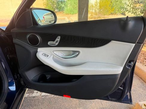 Used 2017 Mercedes-Benz C 300 Sedan image 36