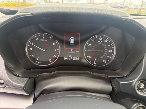 Used 2024 Subaru Impreza 2.0i Sport image 30