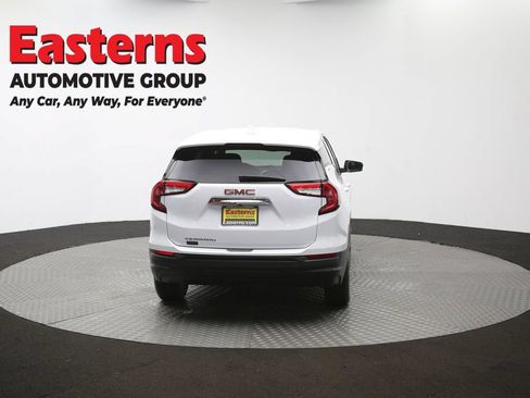 Used 2024 GMC Terrain SLE FWD image 36