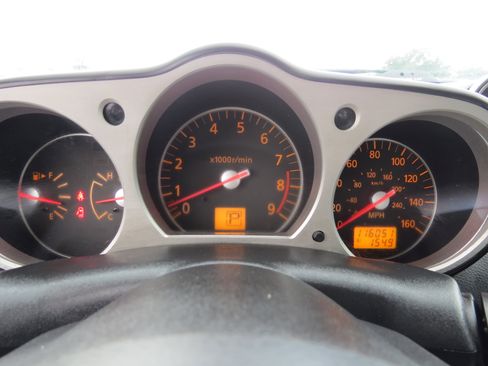Used 2008 Nissan 350Z Enthusiast w/ Cargo Convenience Pkg RWD image 11