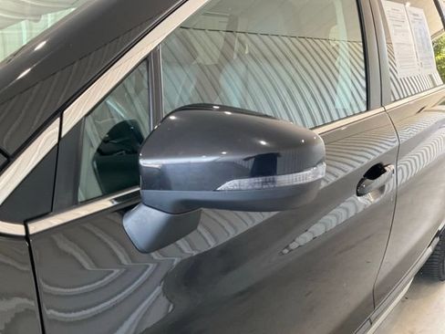 Used 2021 Subaru Ascent Limited w/ Technology Package AWD/4WD image 3