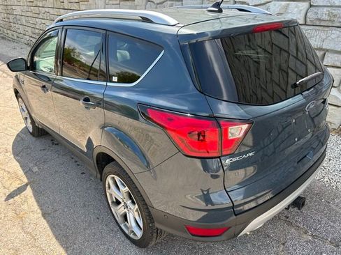 Used 2019 Ford Escape Titanium AWD/4WD image 4