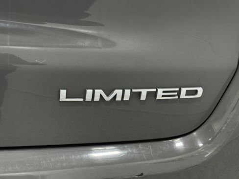 Used 2019 Jeep Compass Limited w/ Safety & Security Group AWD/4WD image 40