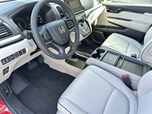 New 2026 Honda Odyssey Touring image 21