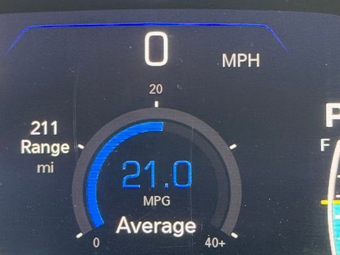 Used 2020 Chrysler Pacifica Limited w/ Quick Order Package 27H Red S image 6