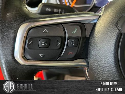 Used 2023 Jeep Wrangler Unlimited Sahara AWD/4WD image 32
