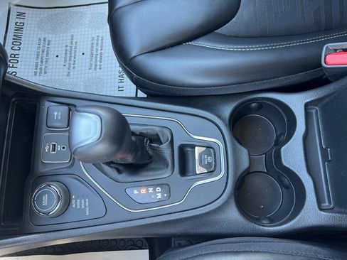 Certified 2022 Jeep Cherokee Latitude image 43