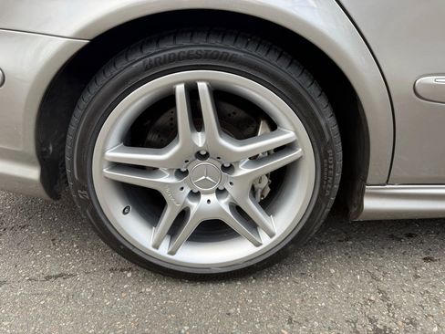 Used 2006 Mercedes-Benz E 55 AMG E 55 AMG Sedan 4D image 12