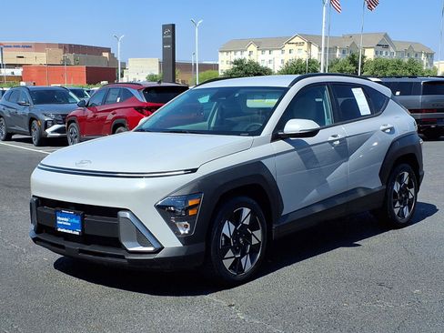 Certified 2025 Hyundai Kona SEL FWD image 1