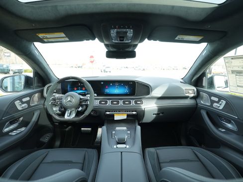 New 2026 Mercedes-Benz GLE 63 AMG S image 28