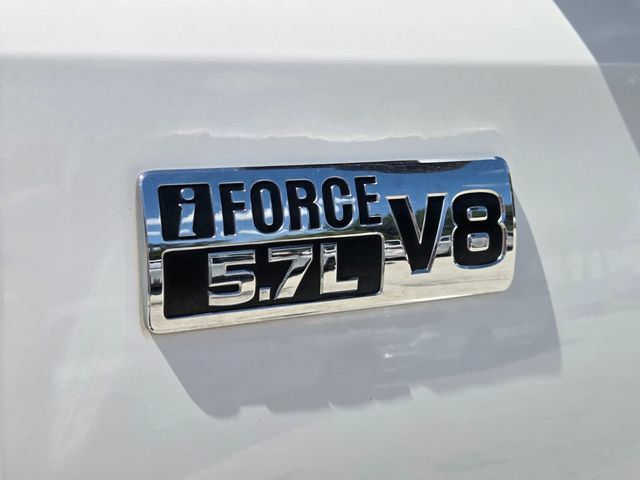 Used 2016 Toyota Tundra Limited w/ Limited Premium Package RWD image 12
