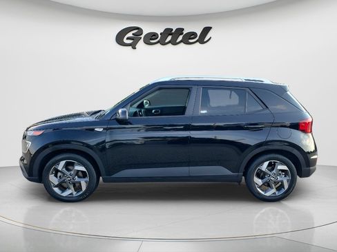 Used 2022 Hyundai Venue SEL FWD image 8
