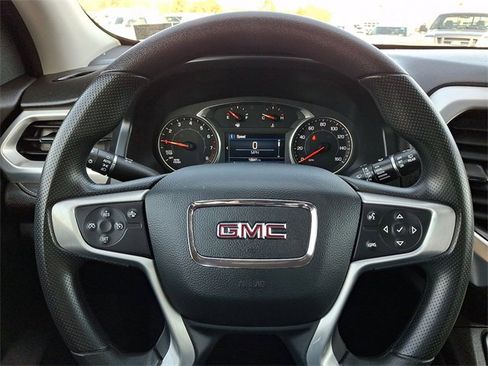 Used 2023 GMC Acadia SLE w/ Driver Convenience Package image 20