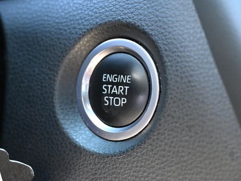 Used 2024 Toyota Corolla SE FWD image 27