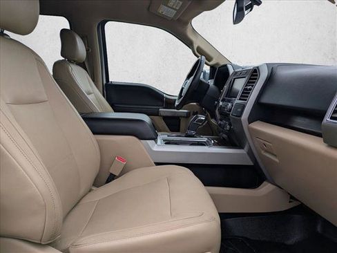 Used 2015 Ford F150 Lariat image 19