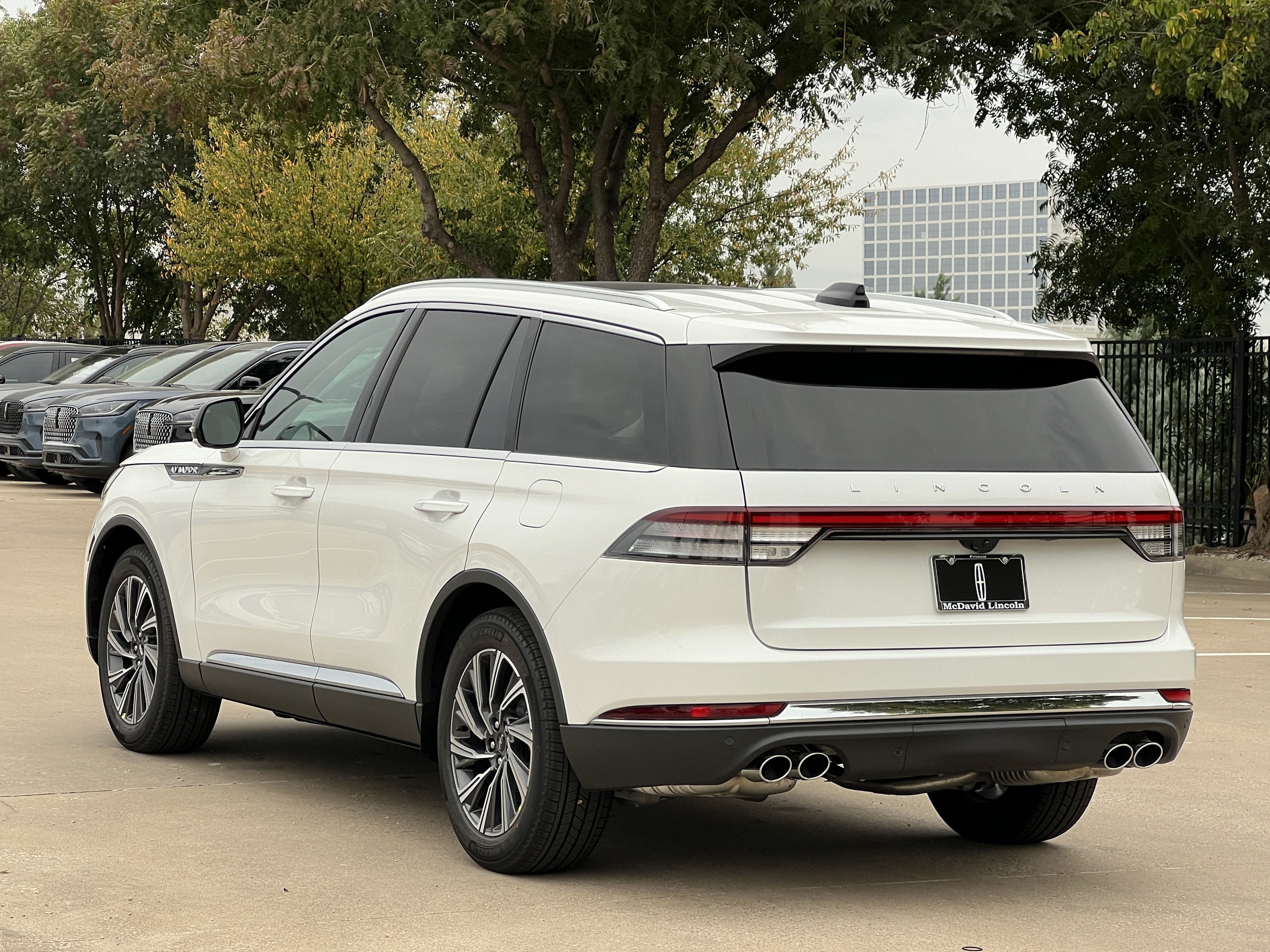 New 2027 Lincoln Aviator 2WD image 7