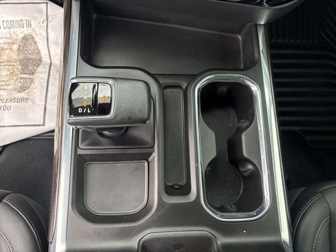 Used 2024 Chevrolet Silverado 1500 LT Trail Boss w/ LT Trail Boss Premium Package image 23