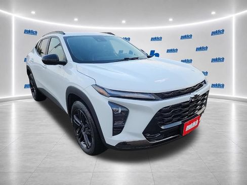 Certified 2025 Chevrolet Trax ACTIV w/ Driver Confidence Package FWD image 7