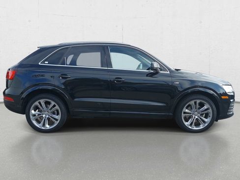 Used 2018 Audi Q3 2.0T Premium Plus w/ Premium Plus Package AWD/4WD image 4