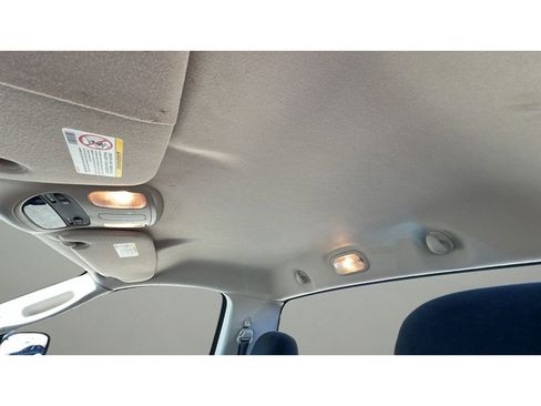 Used 2005 Dodge Ram 1500 Truck SLT image 27