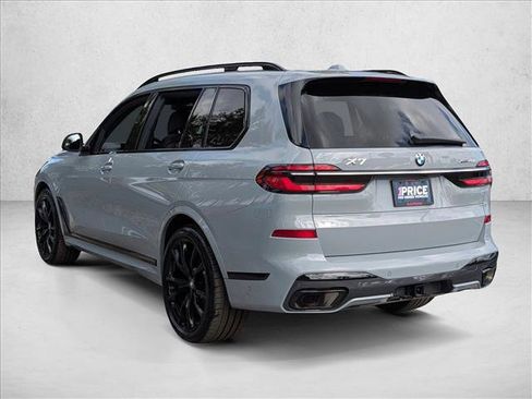 Used 2023 BMW X7 xDrive40i w/ M Sport Package image 8