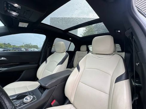 Used 2021 Cadillac XT4 Sport AWD/4WD image 19