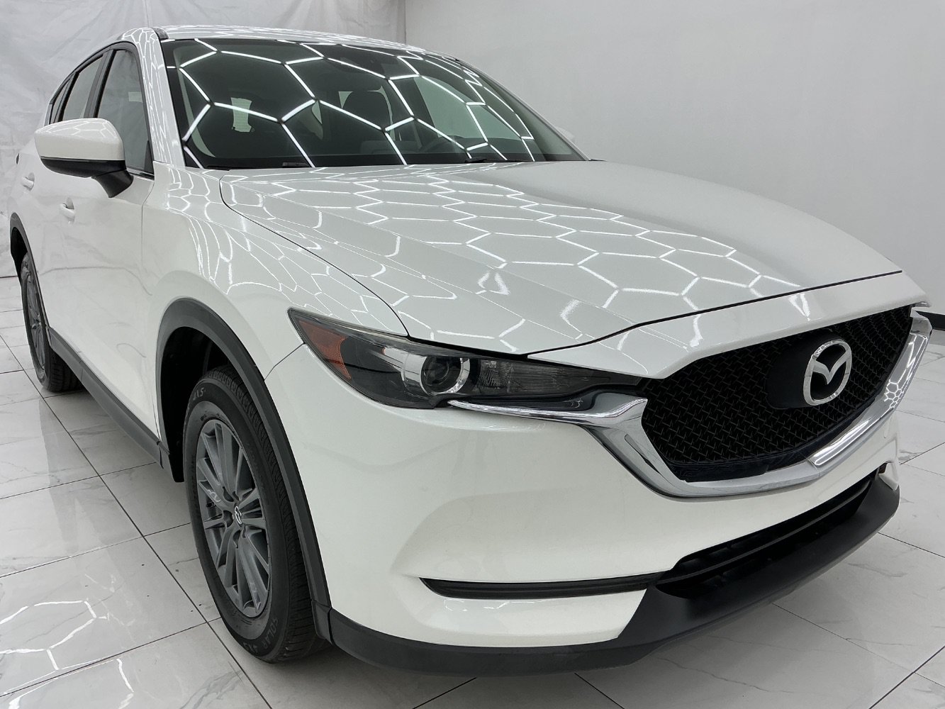 Used 2017 MAZDA CX-5 Sport AWD/4WD image 3