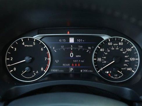 Certified 2025 Nissan Altima 2.5 SL FWD image 11