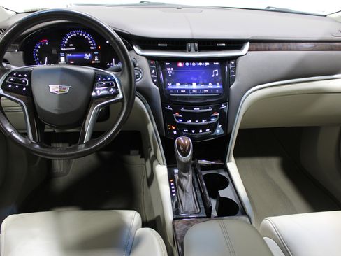 Used 2016 Cadillac XTS Luxury w/ Driver Awareness Package image 2