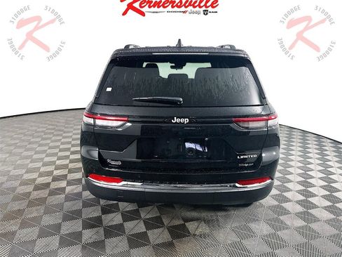 New 2025 Jeep Grand Cherokee Limited image 6