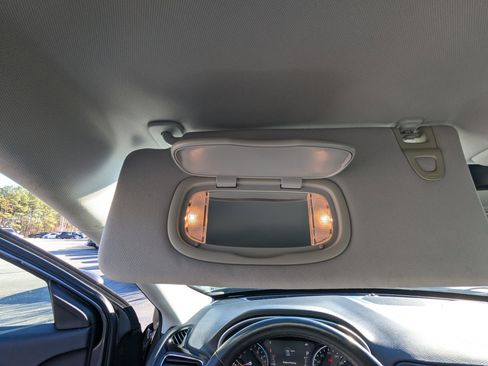 Used 2019 Jeep Compass Limited image 25