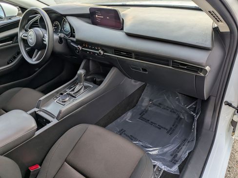 Used 2021 MAZDA MAZDA3 s image 28