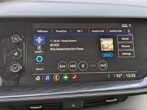 Used 2023 Buick Envision Essence AWD/4WD image 24