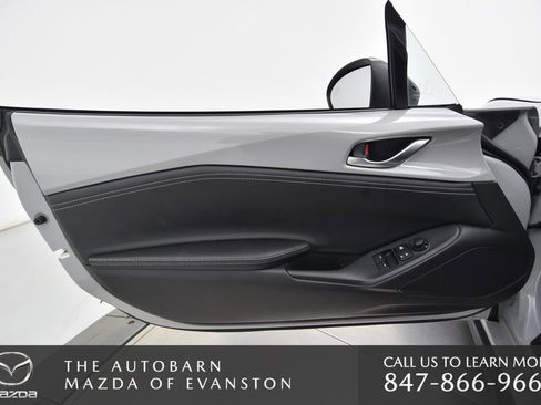 Certified 2024 MAZDA MX-5 Miata Club w/ Appearance Package image 30