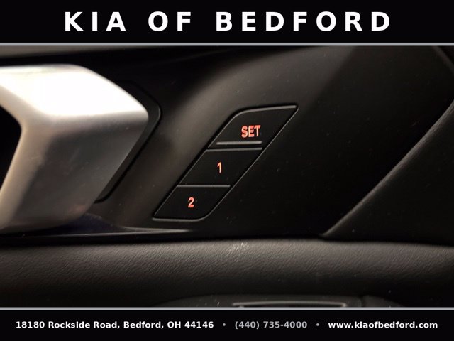 Used 2024 BMW X5 xDrive40i w/ Parking Assistance Package AWD/4WD image 13