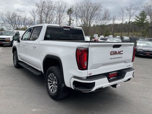 Used 2020 GMC Sierra 1500 AT4 w/ Driver Alert Package II AWD/4WD image 3