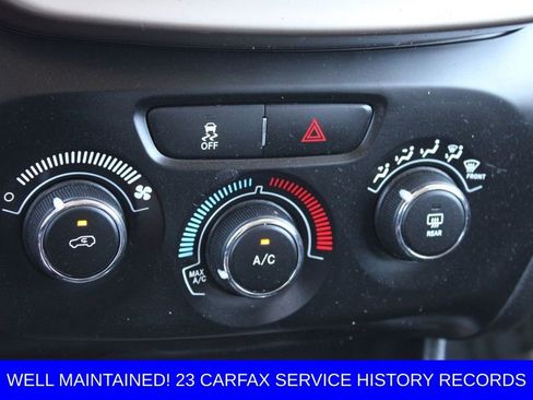 Used 2018 Jeep Cherokee Latitude image 34