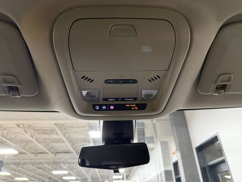 Used 2020 Buick Enclave Premium w/ Surround and Sites Package AWD/4WD image 16