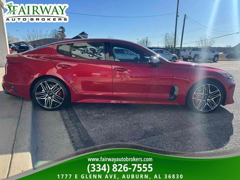Used 2022 Kia Stinger GT2 image 5
