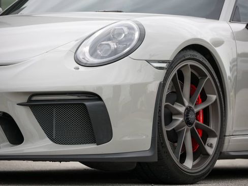 Certified 2018 Porsche 911 GT3 RWD image 7