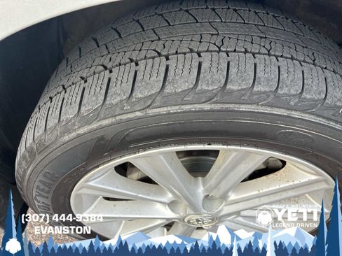 Used 2012 Toyota Camry XLE image 30