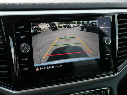 Certified 2023 Volkswagen Atlas SE w/ Panoramic Sunroof Package AWD/4WD image 30
