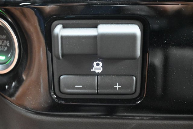Used 2026 Chevrolet Silverado 2500 LT AWD/4WD image 16