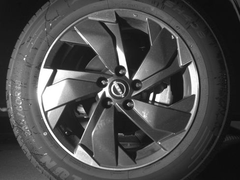 Used 2025 Nissan Rogue SV image 13